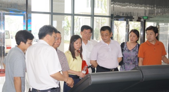 国家粮食局科学研究院程亨华书记、翟江临副院长一行莅临我室指导工作